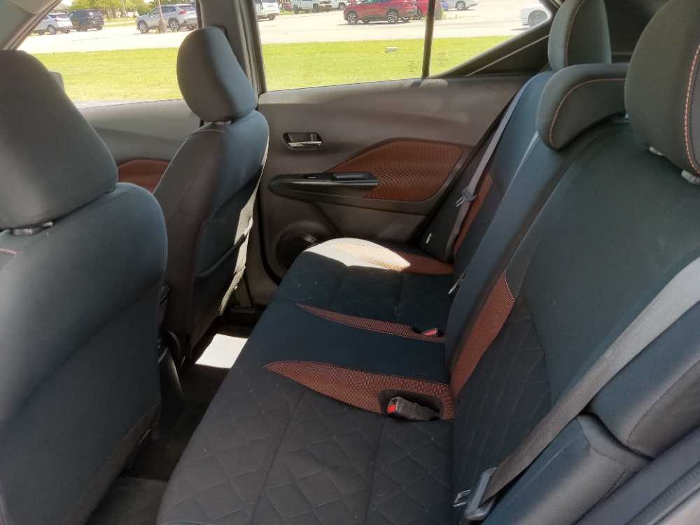 NISSAN KICKS SR