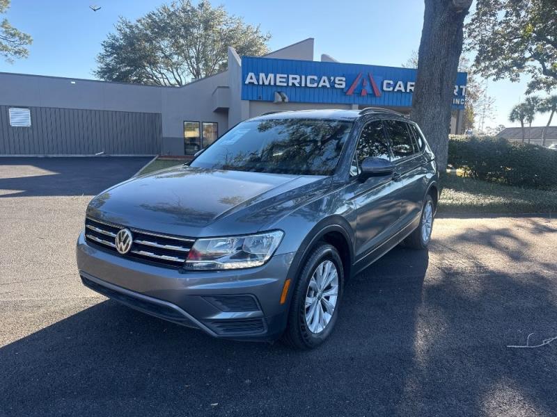 2020 Volkswagen Tiguan S's photo