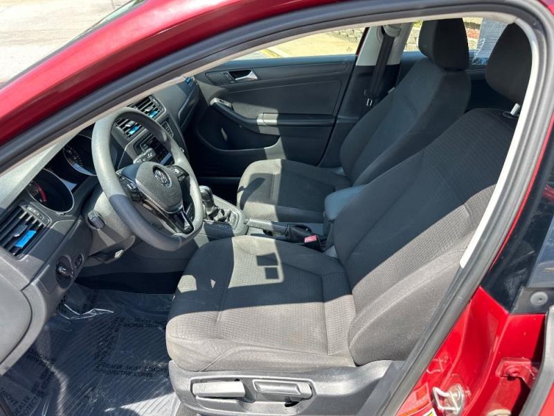 Image of 2016 Volkswagen Jetta S