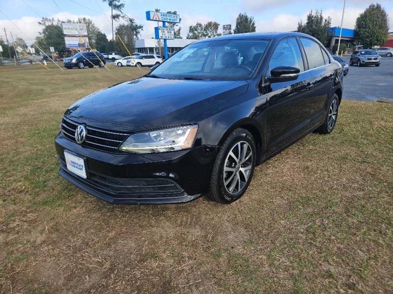 2017 Volkswagen Jetta SE's photo