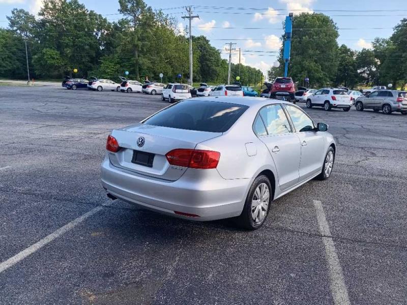 Image 8 of 2013 Volkswagen Jetta SE