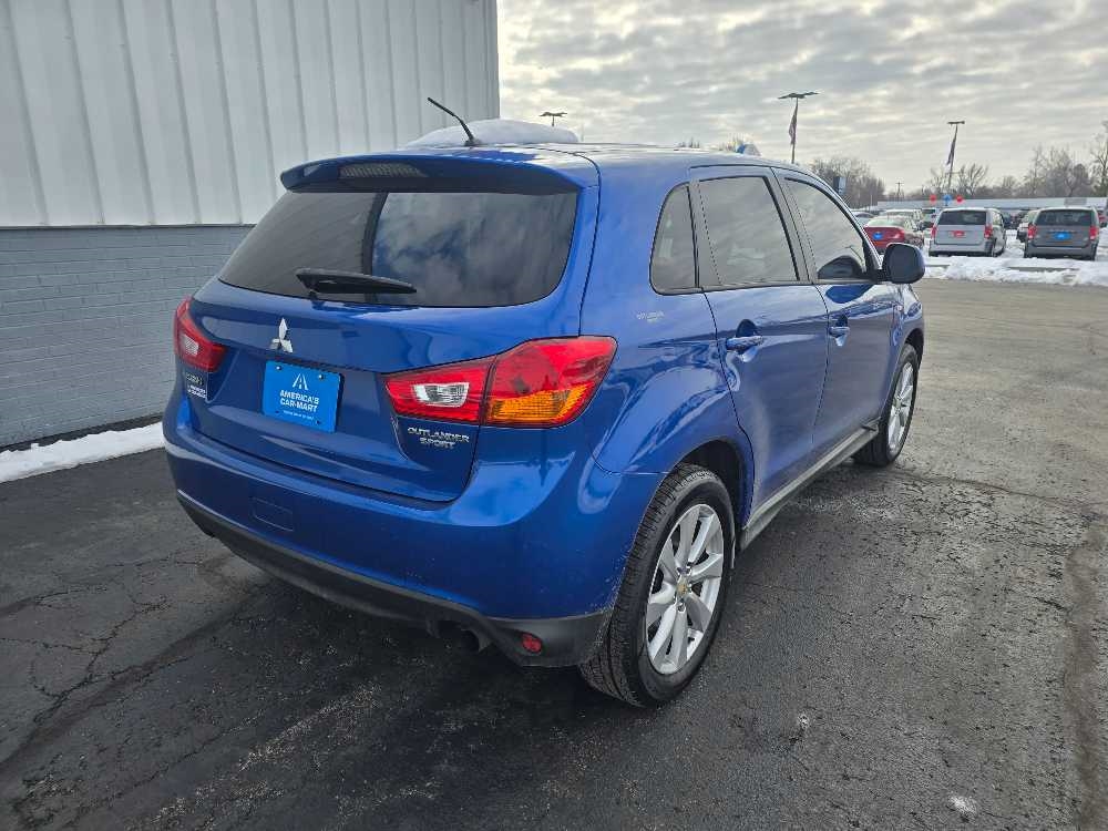 MITSUBISHI OUTLANDER SPORT ES