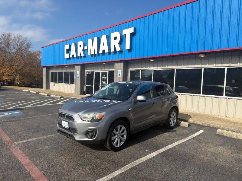 2013 Mitsubishi Outlander Sport ES's photo