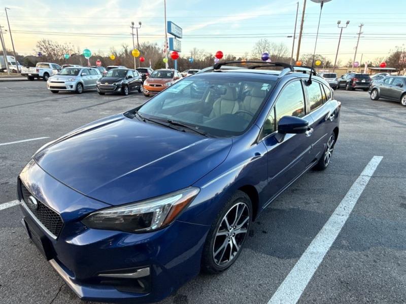 2017 Subaru Impreza Limited's photo