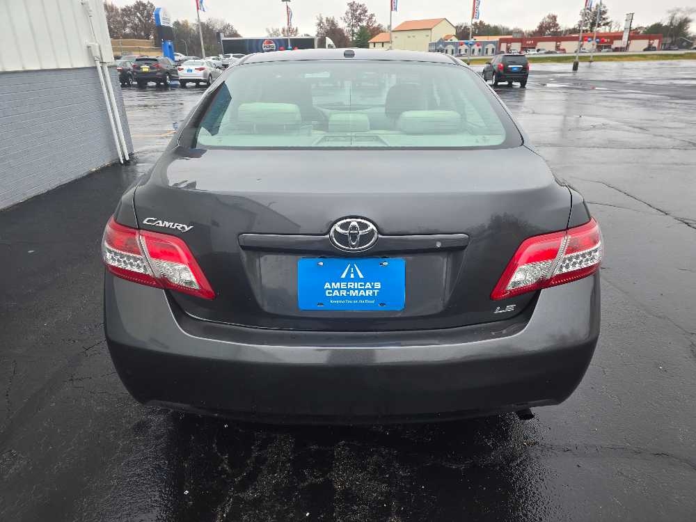 TOYOTA CAMRY BASE; SE; LE;