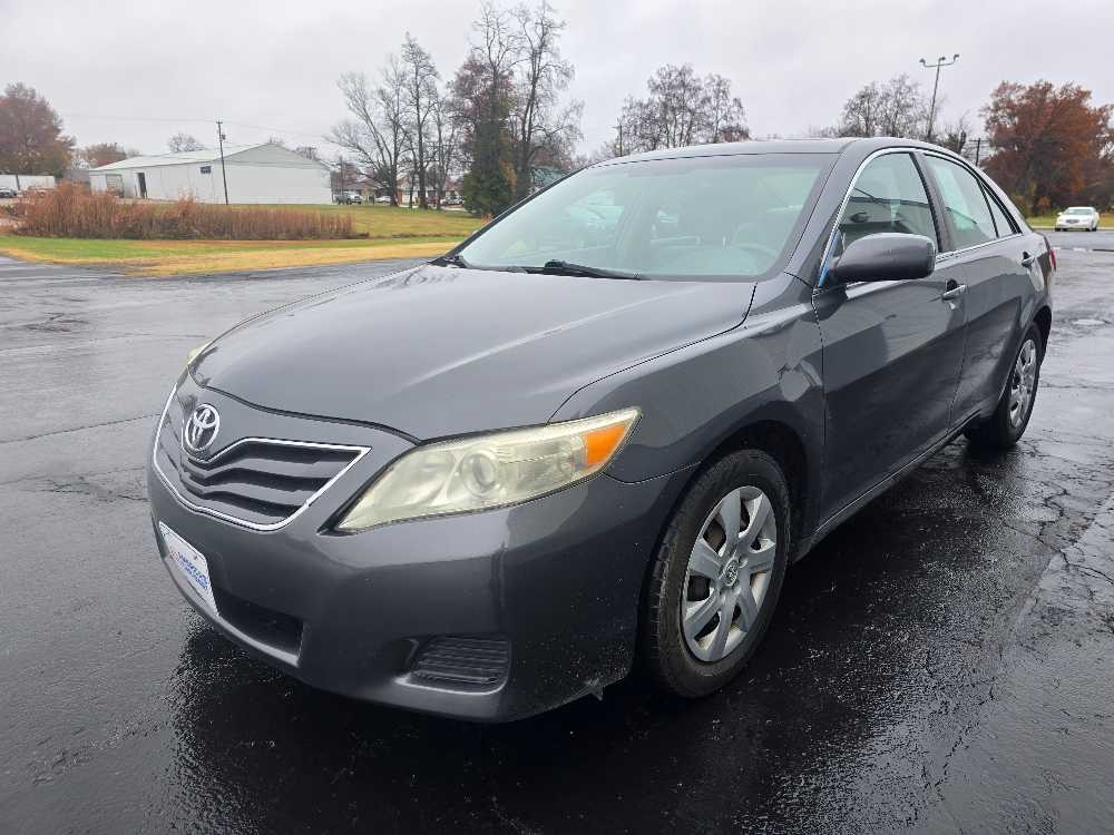 2011 TOYOTA CAMRY BASE; SE; LE;