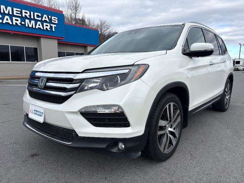 2016 Honda Pilot Touring's photo