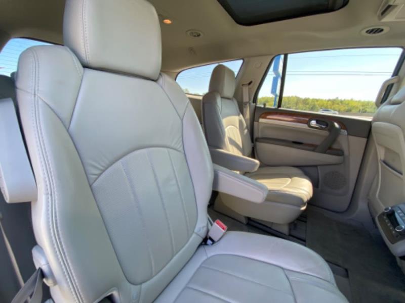 2012 Buick Enclave Premium's photo