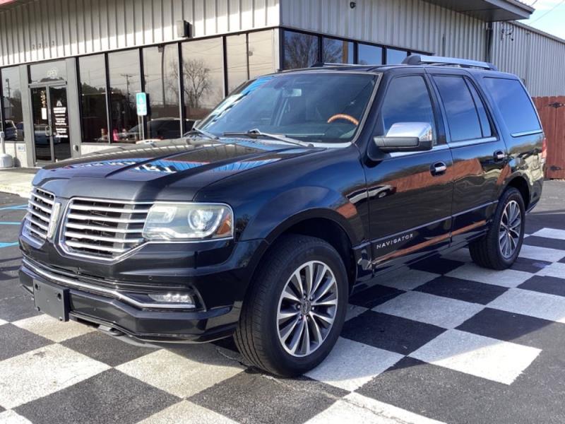 2016 Lincoln Navigator Select's photo