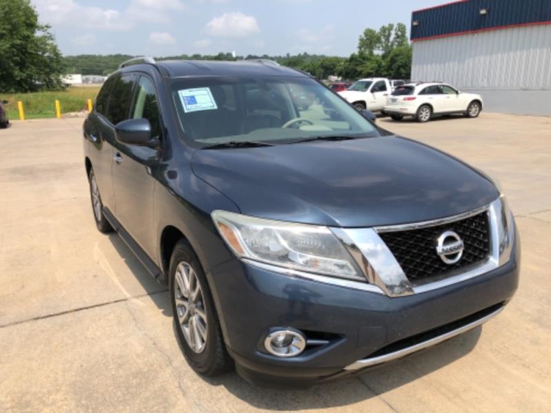 2015 Nissan Pathfinder | America's Car-Mart