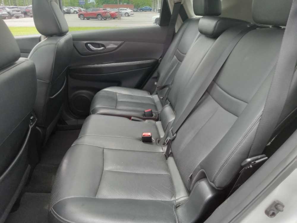 NISSAN ROGUE S; SL; SV