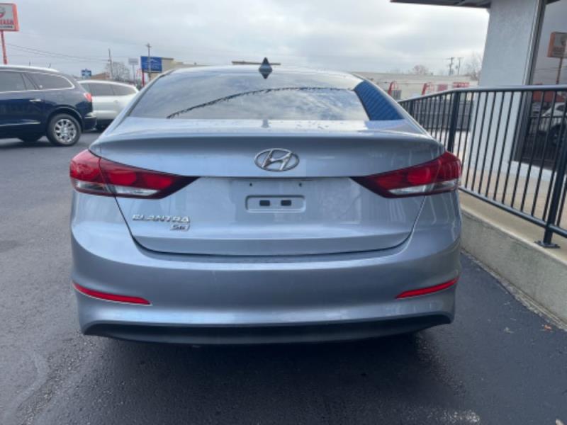 Image 5 of 2017 Hyundai Elantra SE