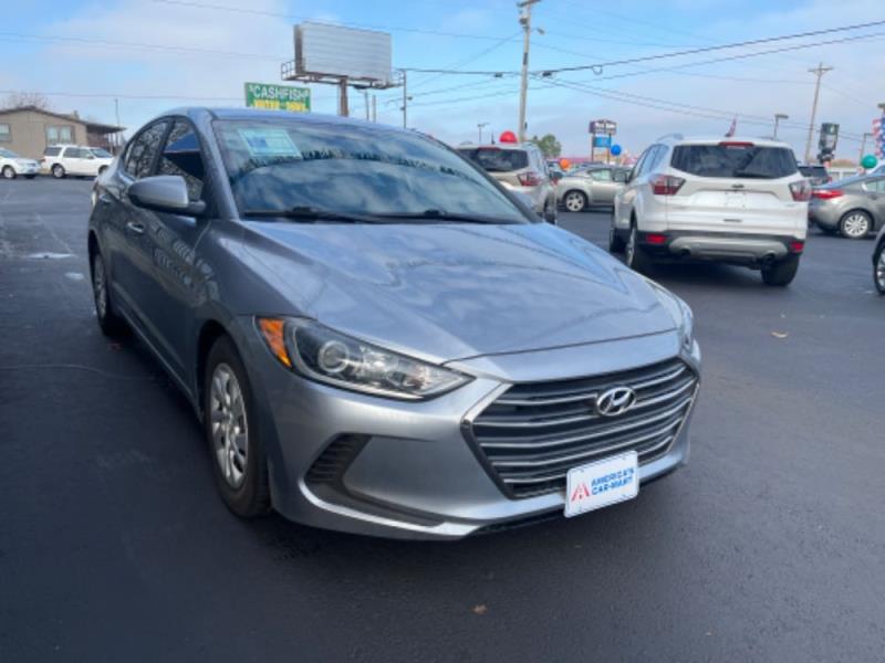 Image 3 of 2017 Hyundai Elantra SE