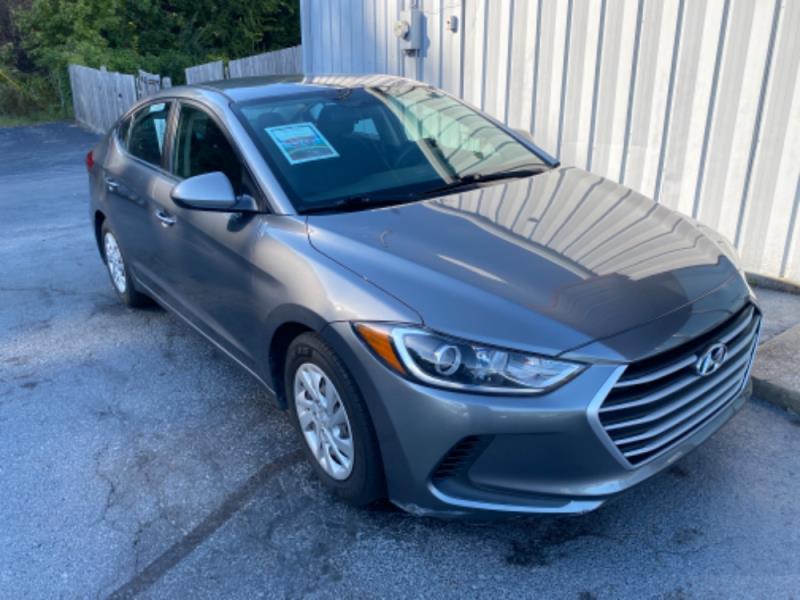 Hyundai Elantra America�s CarMart Hyundai Elantra America�s CarMart