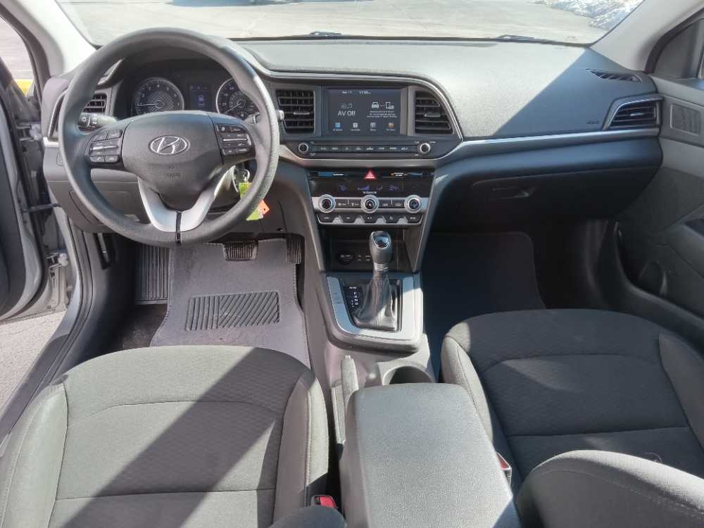 HYUNDAI ELANTRA LIMITED; SEL
