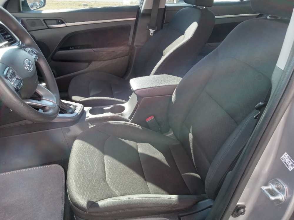 HYUNDAI ELANTRA LIMITED; SEL