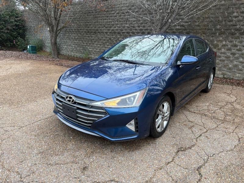 2020 Hyundai Elantra SEL's photo