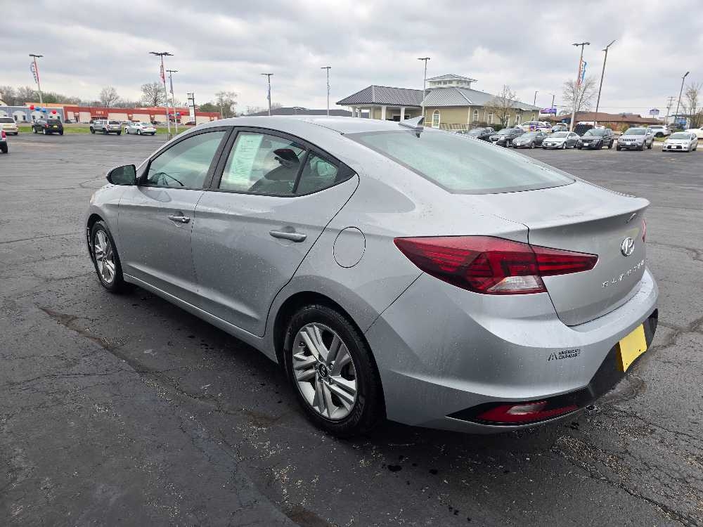 HYUNDAI ELANTRA LIMITED; SEL