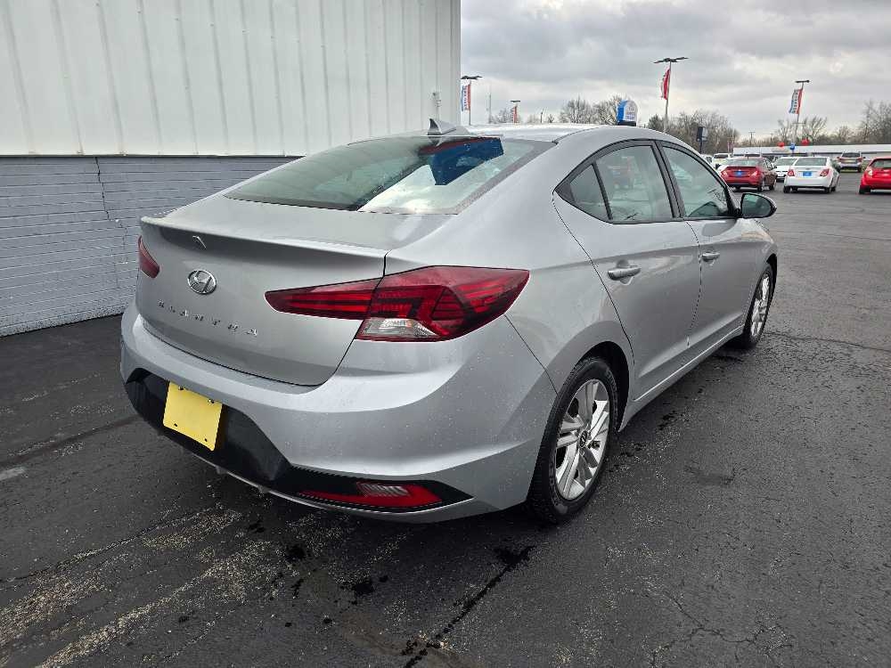 HYUNDAI ELANTRA LIMITED; SEL