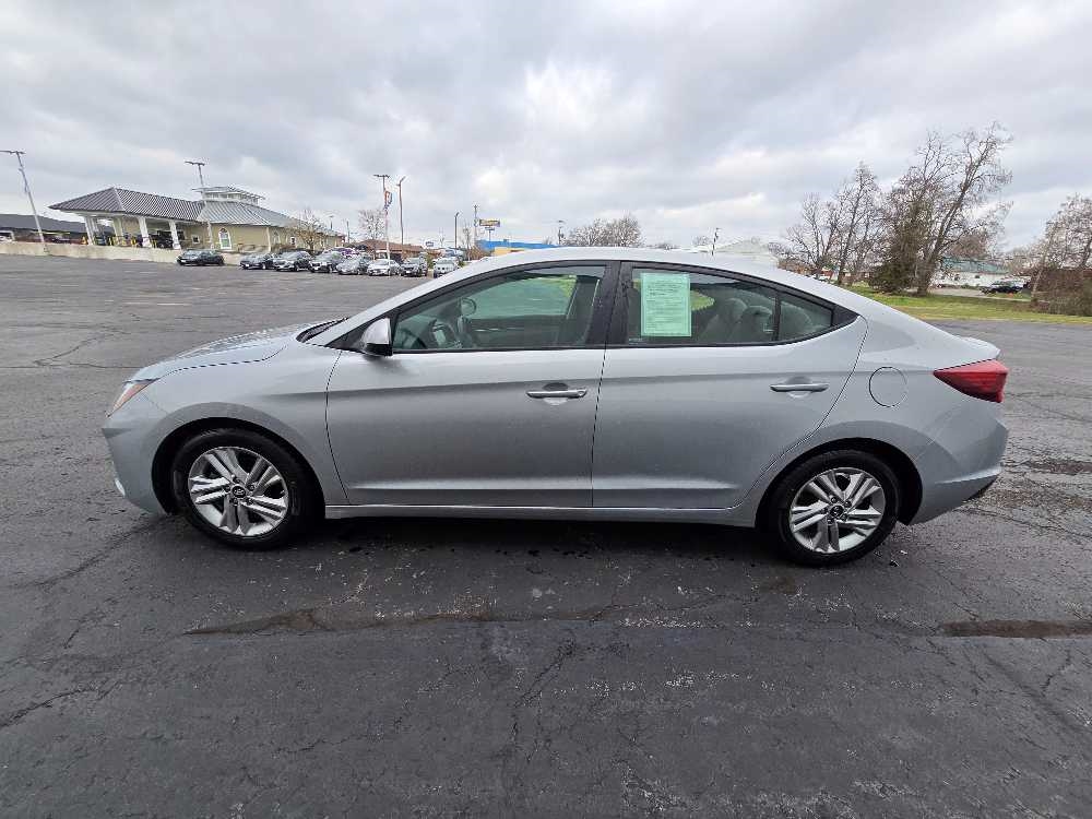 HYUNDAI ELANTRA LIMITED; SEL