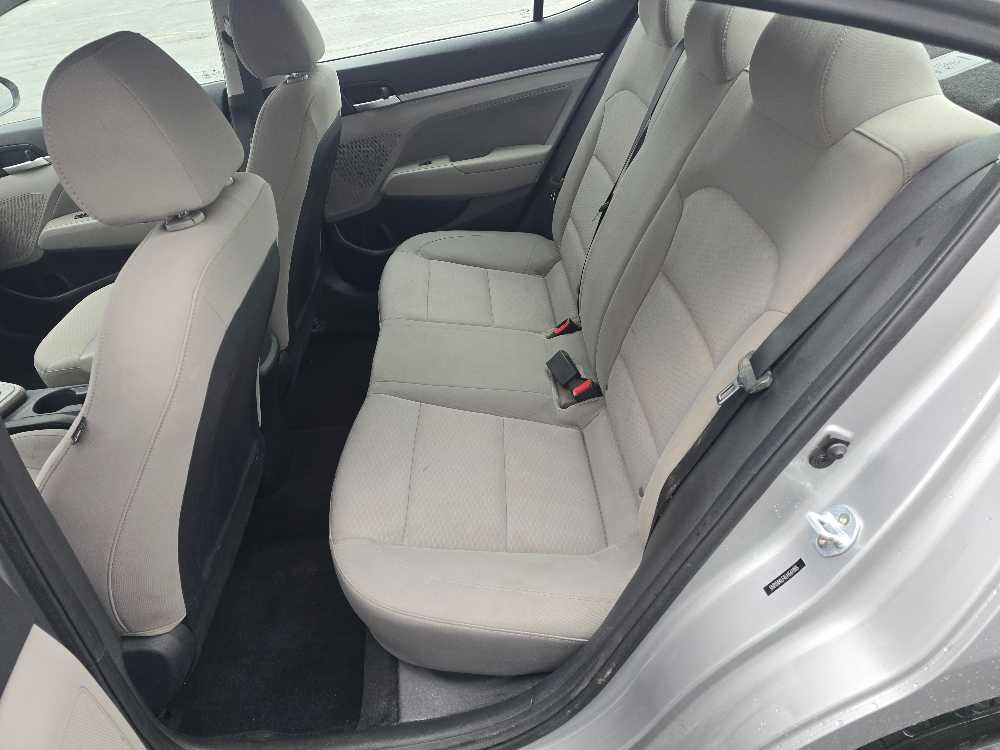 HYUNDAI ELANTRA LIMITED; SEL