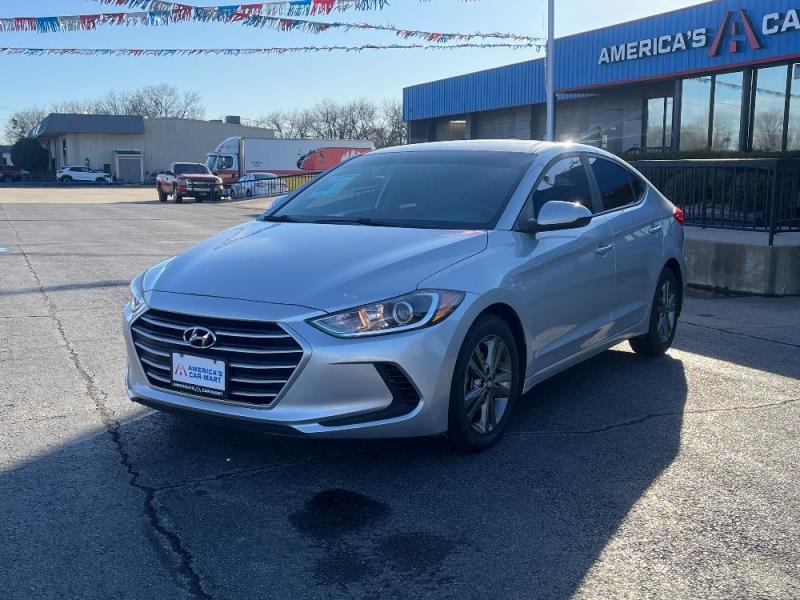 2018 Hyundai Elantra SEL's photo