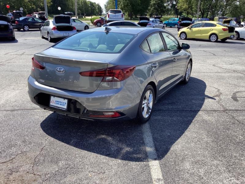 Image of 2019 Hyundai Elantra SEL