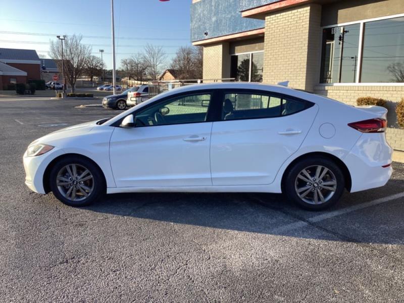 Image 7 of 2017 Hyundai Elantra SE