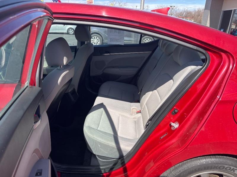 2018 Hyundai Elantra SEL's photo