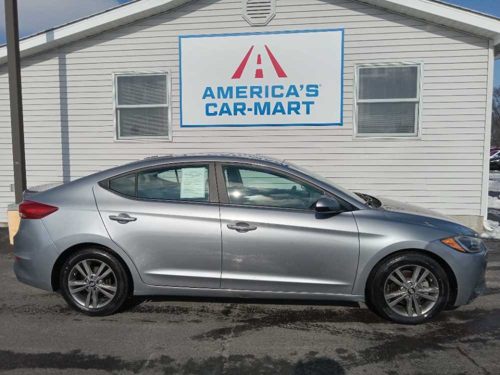 HYUNDAI ELANTRA LIMITED; SE