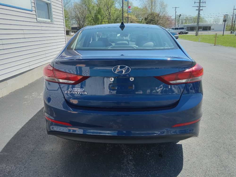 HYUNDAI ELANTRA LIMITED; SE