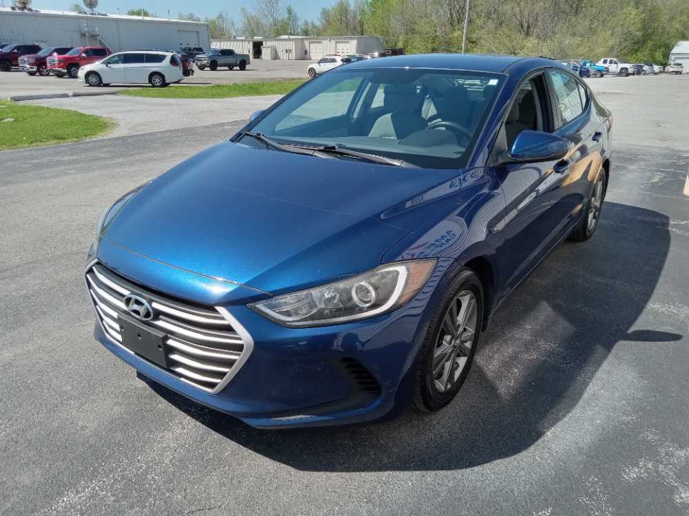 HYUNDAI ELANTRA LIMITED; SE