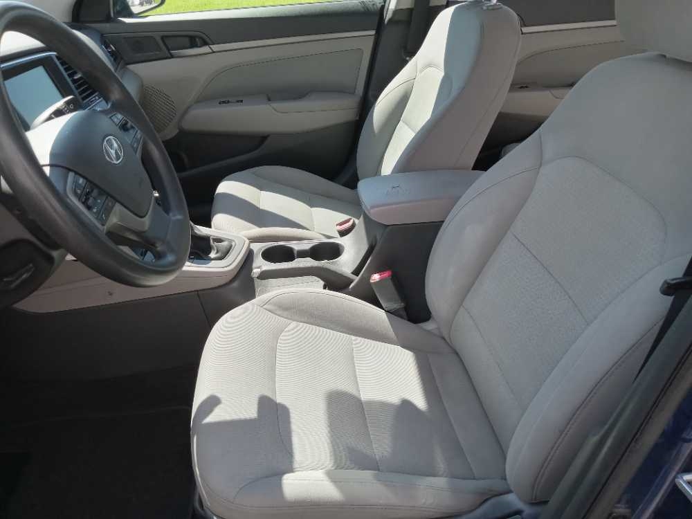 HYUNDAI ELANTRA LIMITED; SE