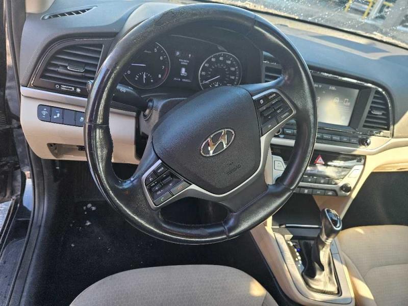 Image 10 of 2017 Hyundai Elantra SE