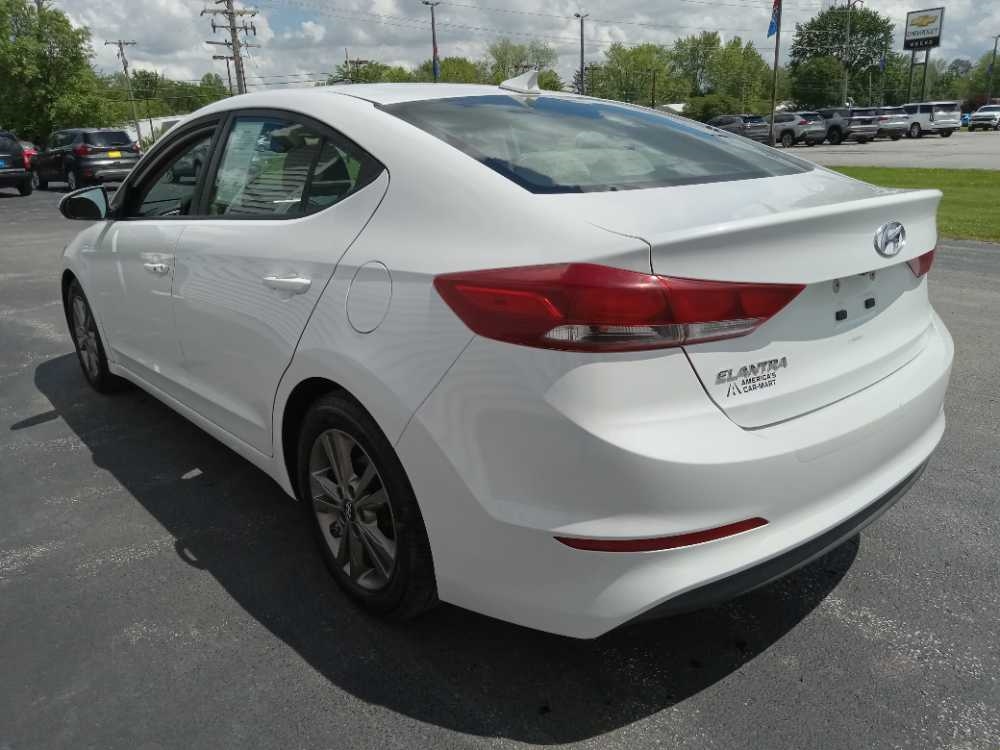 HYUNDAI ELANTRA LIMITED; SE