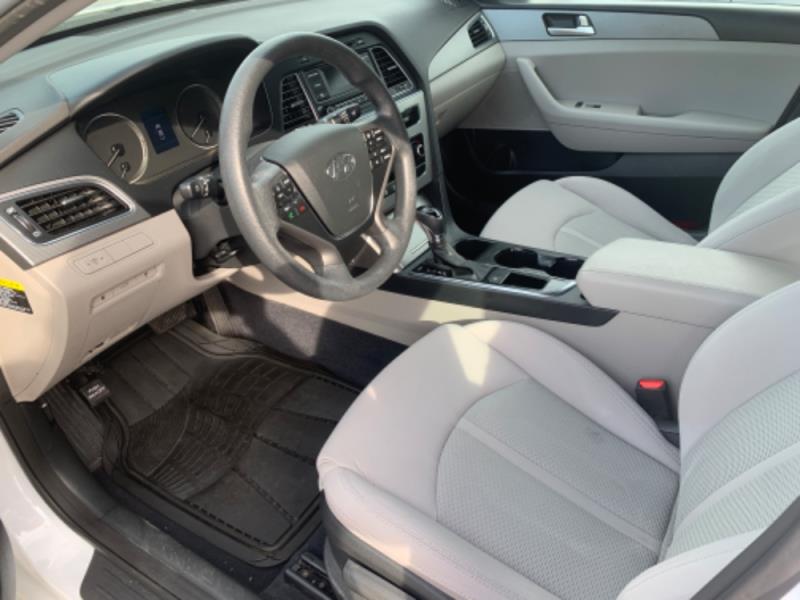 Hyundai Sonata America�s CarMart