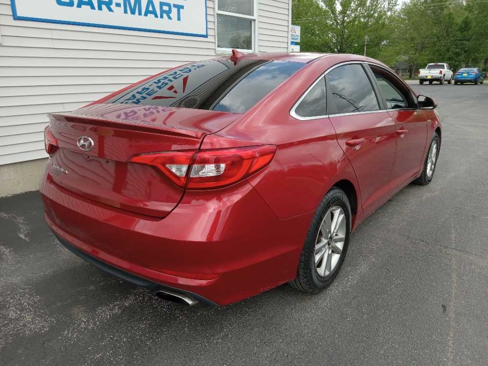HYUNDAI SONATA BASE; SE