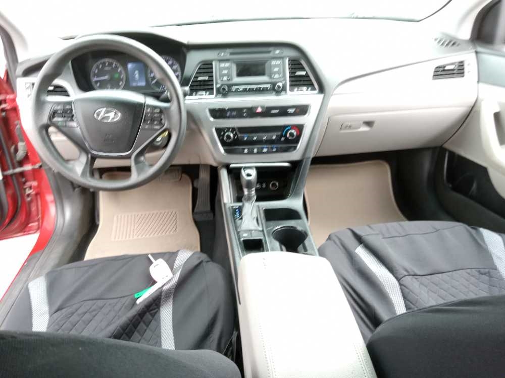 HYUNDAI SONATA BASE; SE