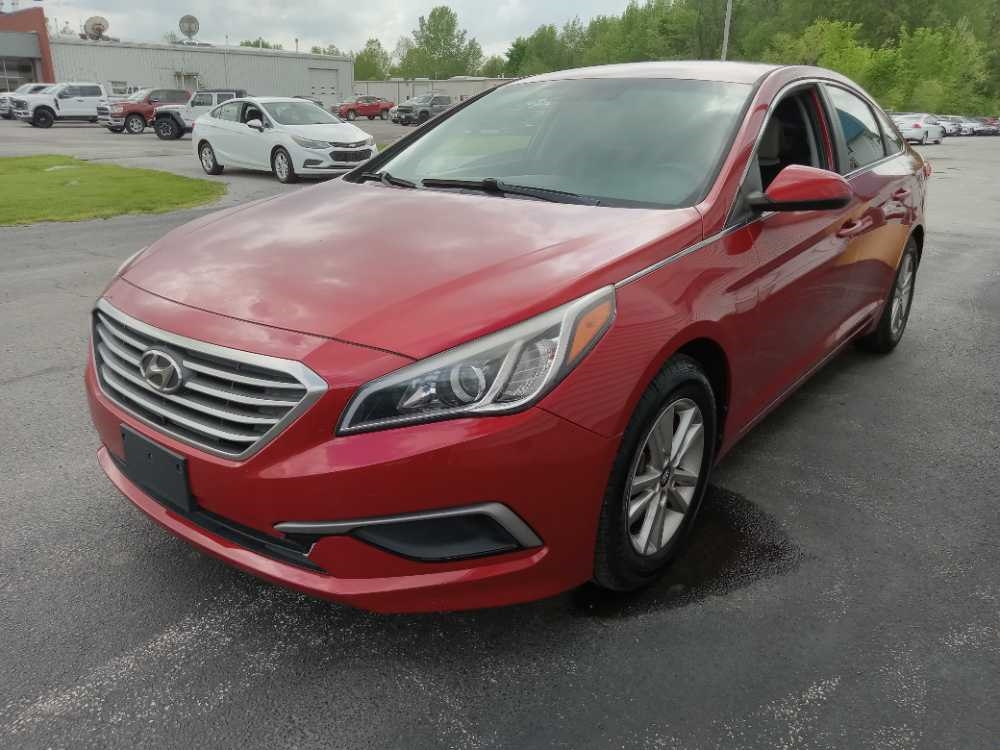 2017 HYUNDAI SONATA BASE; SE