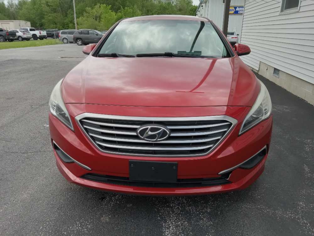HYUNDAI SONATA BASE; SE