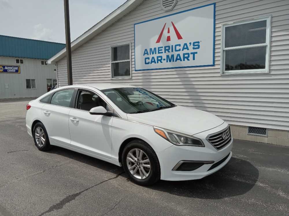HYUNDAI SONATA BASE; SE