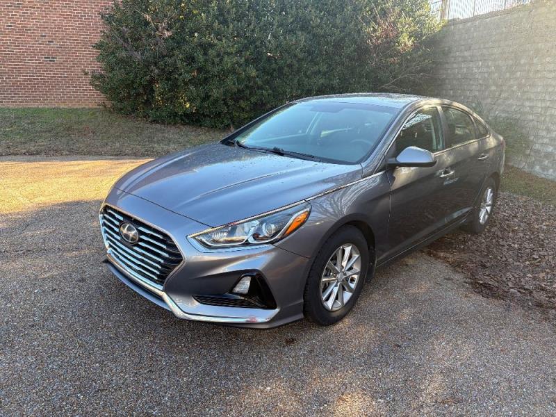 2018 Hyundai Sonata SE's photo