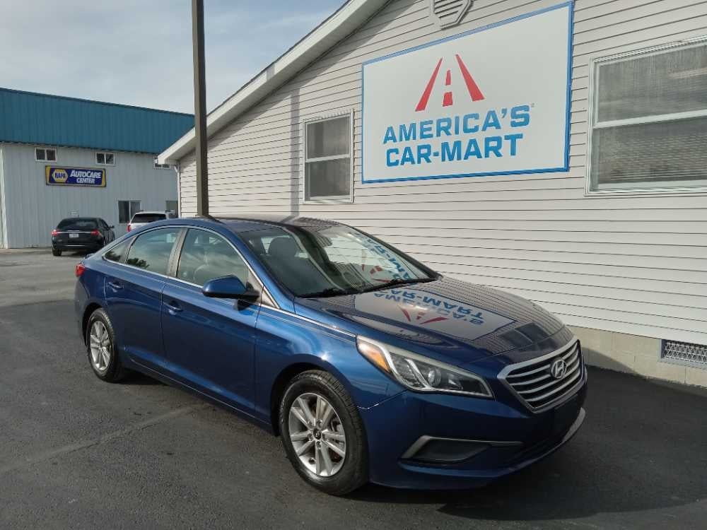 HYUNDAI SONATA BASE; SE