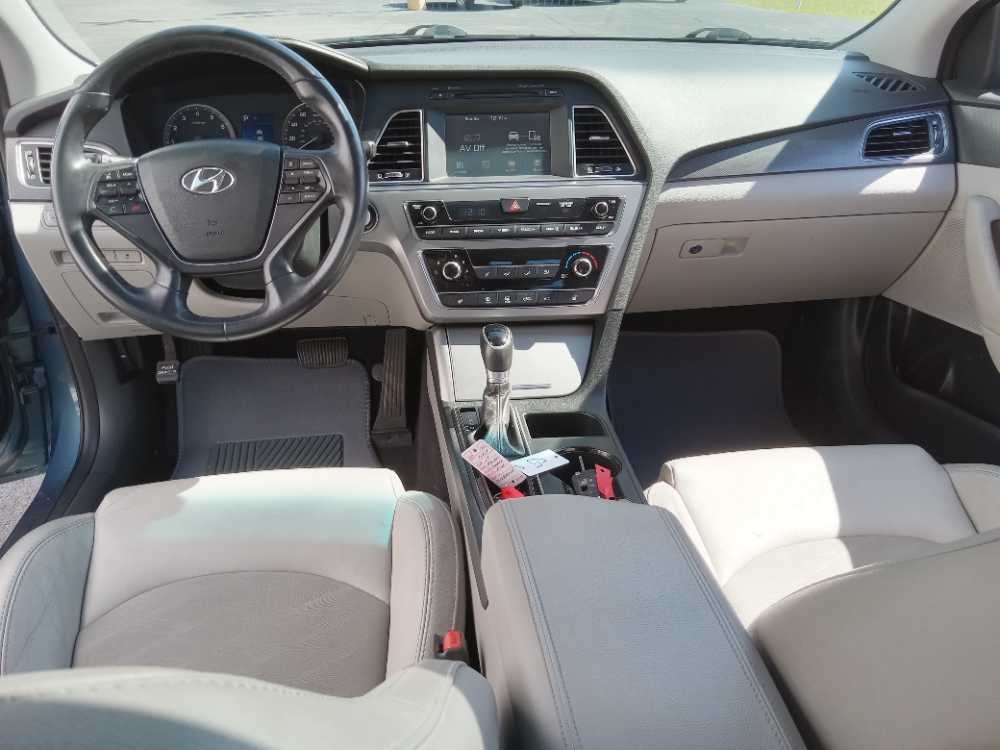 HYUNDAI SONATA LIMITED; SPOR