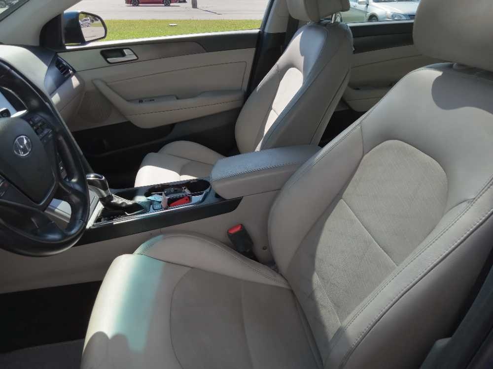 HYUNDAI SONATA LIMITED; SPOR
