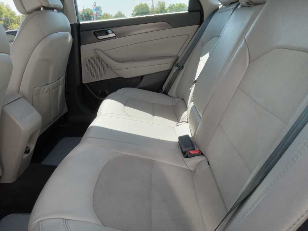 HYUNDAI SONATA LIMITED; SPOR