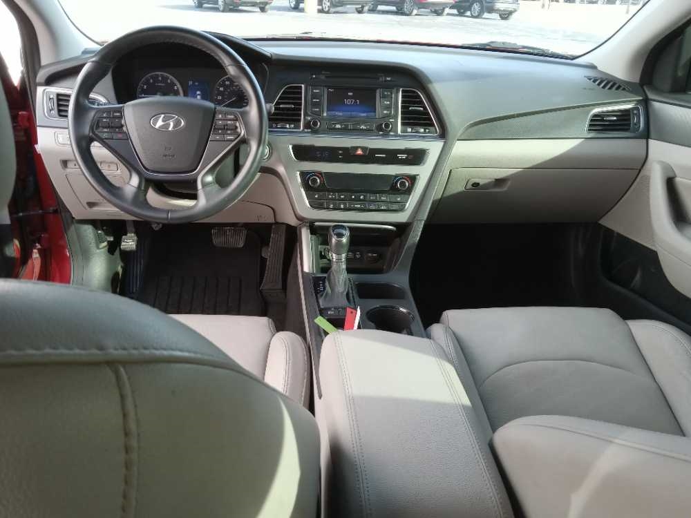 HYUNDAI SONATA LIMITED; SPOR