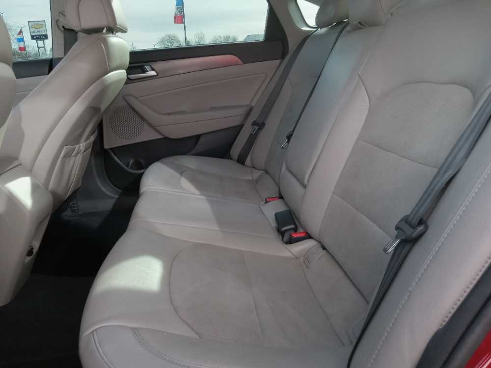 HYUNDAI SONATA LIMITED; SPOR