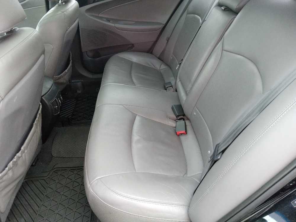 HYUNDAI SONATA LIMITED; SE