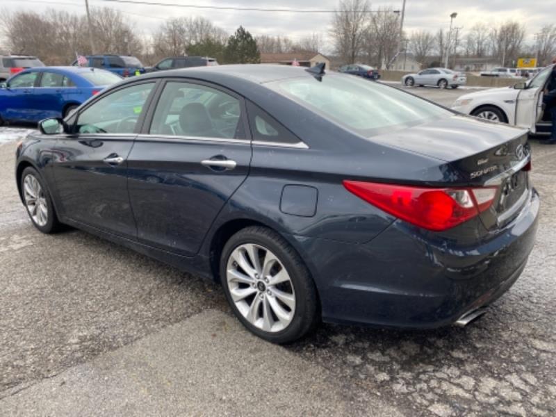 2011 Hyundai Sonata  America's CarMart